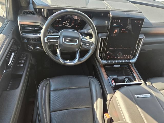 Used 2025 GMC Yukon Denali AWD/4WD image 11