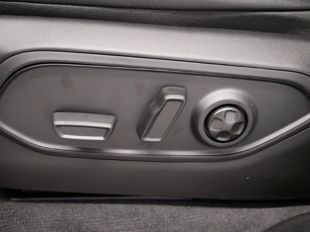 New 2027 Jeep Grand Cherokee Limited AWD/4WD image 21
