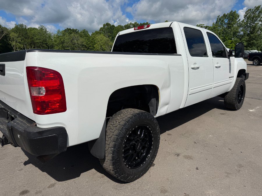 Used 2014 Chevrolet Silverado 3500 LT AWD/4WD image 11