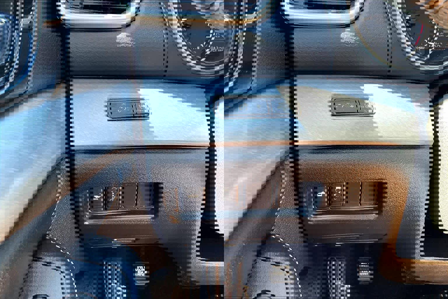 Used 2018 Nissan Maxima 3.5 SV image 32