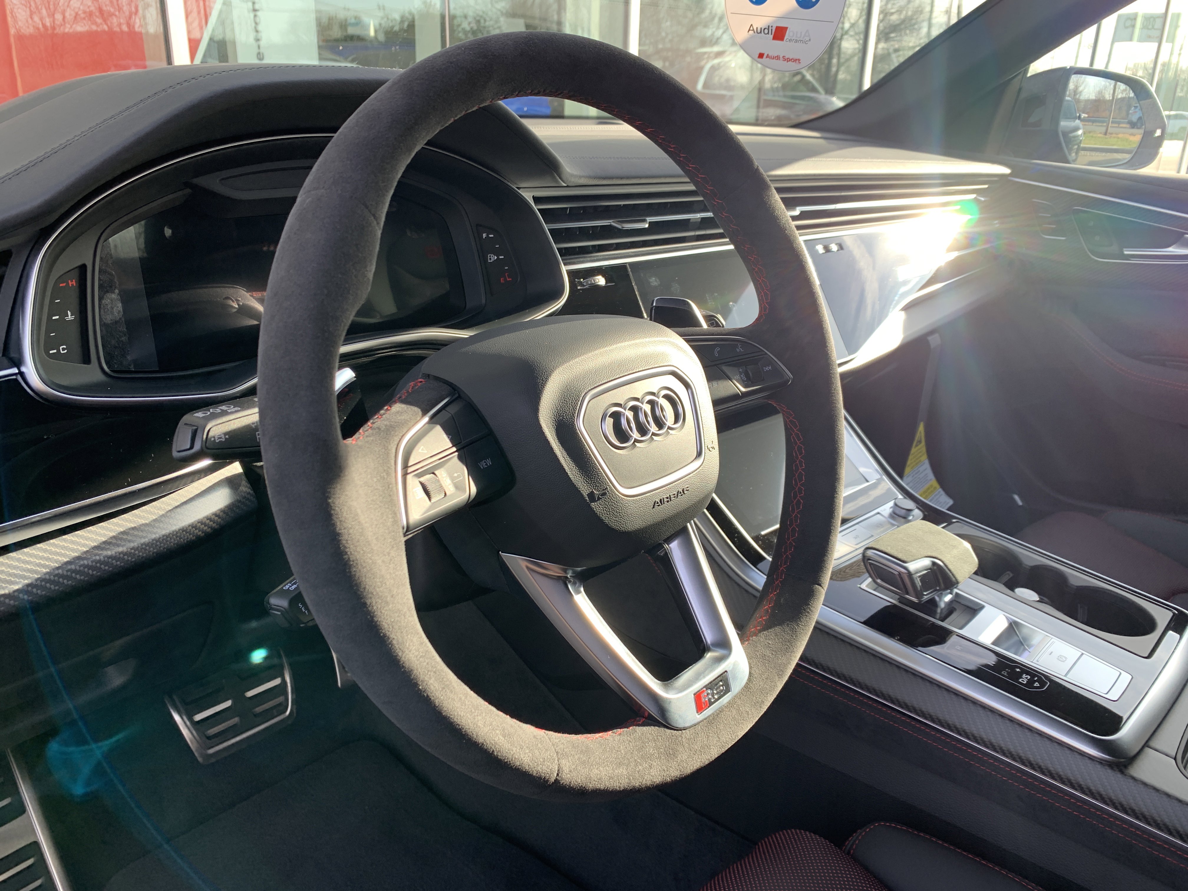 New 2026 Audi RS Q8 performance image 4