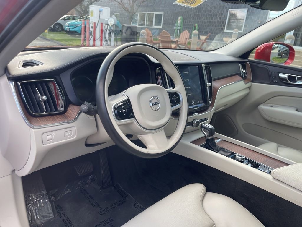 Used 2019 Volvo XC60 T5 Inscription AWD/4WD image 10