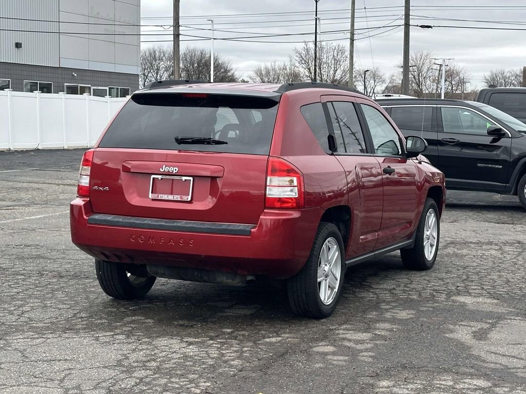 Used 2007 Jeep Compass Sport image 4