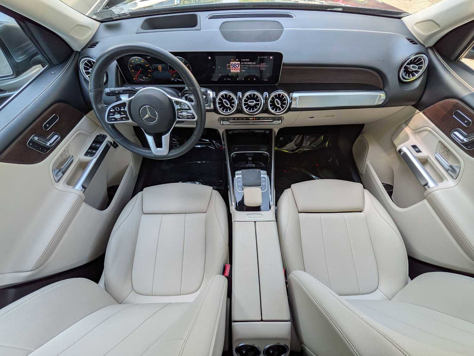 Used 2020 Mercedes-Benz GLB 250 4MATIC image 16