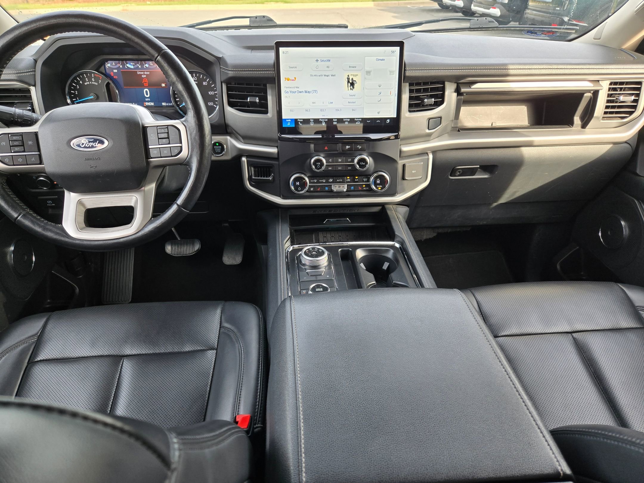 Used 2023 Ford Expedition Max XLT image 10