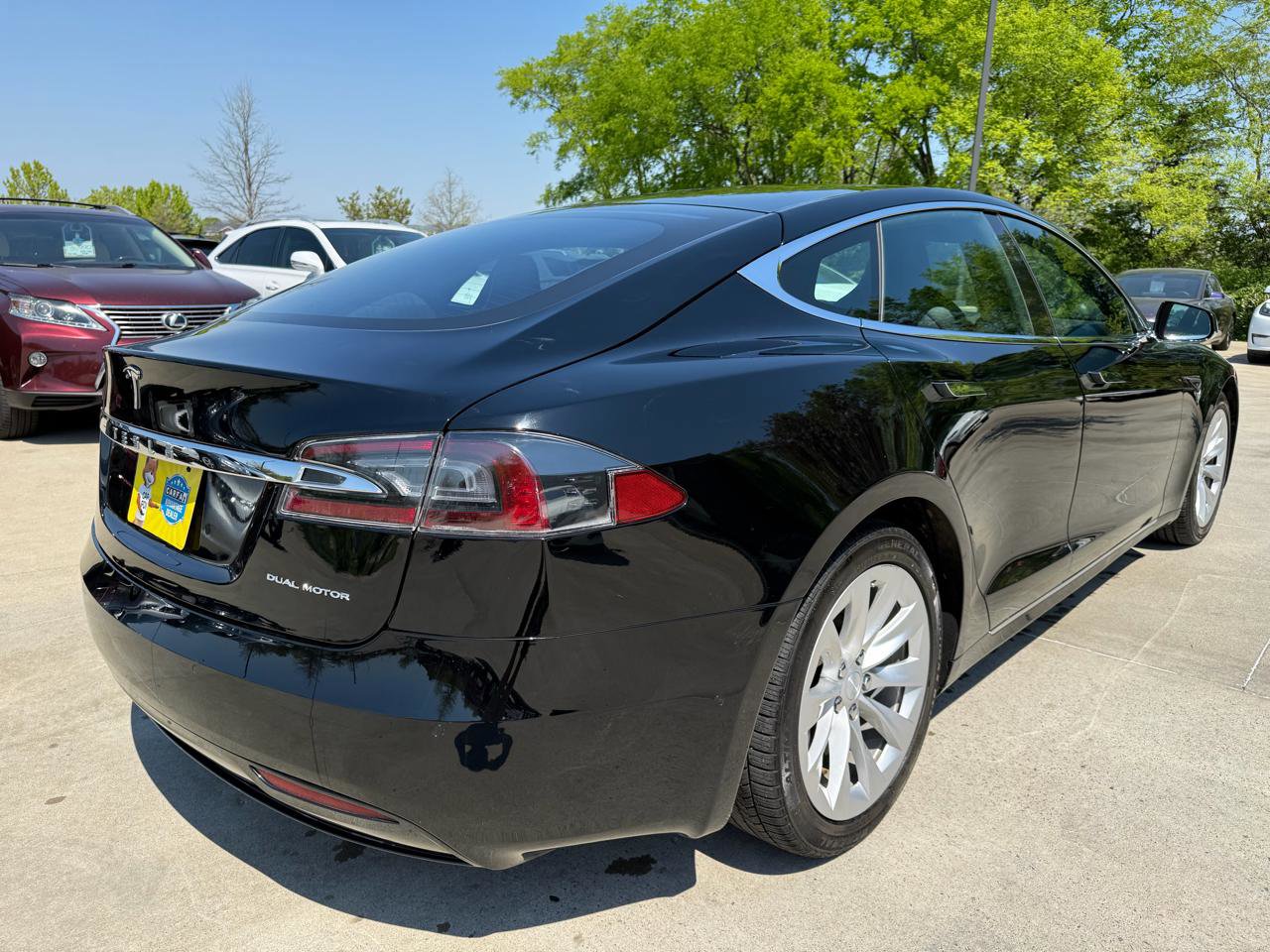 Used 2019 Tesla Model S Long Range image 4