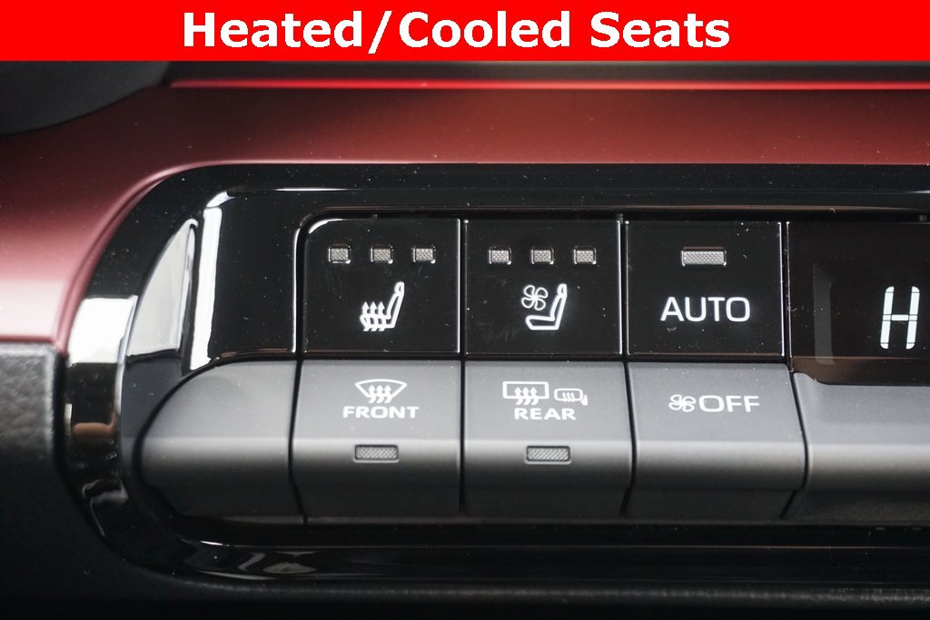 New 2026 Toyota Prius Plug-In Hybrid image 9