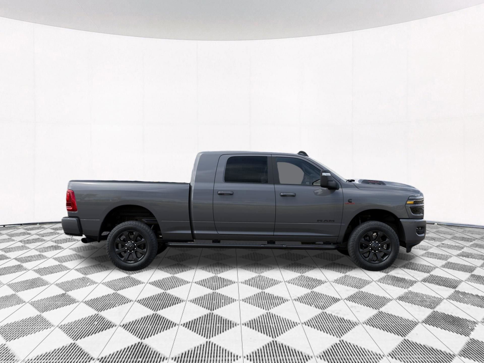 New 2026 RAM 2500 Laramie AWD/4WD image 29