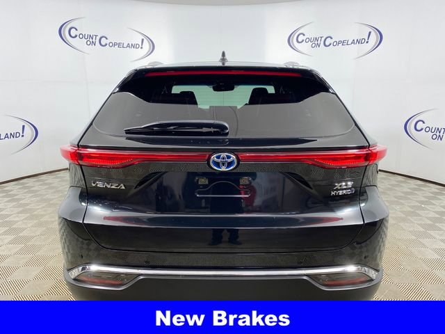 Used 2021 Toyota Venza XLE w/ Softex Package image 5
