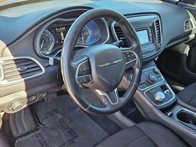 Used 2015 Chrysler 200 Limited w/ Convenience Group FWD image 10