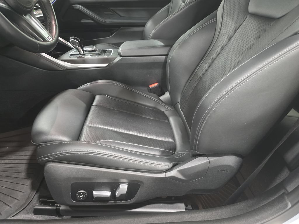 Used 2022 BMW 430i Convertible w/ M Sport Package RWD image 21
