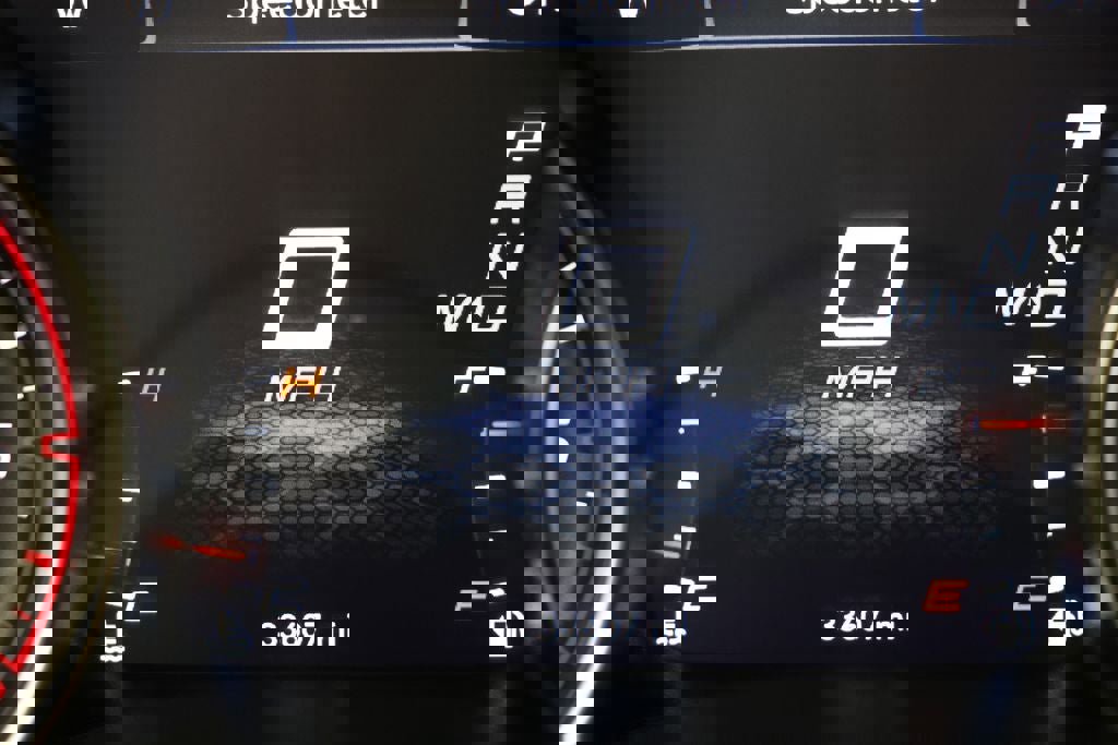 Used 2023 Dodge Charger SXT w/ Cold Weather Package image 17