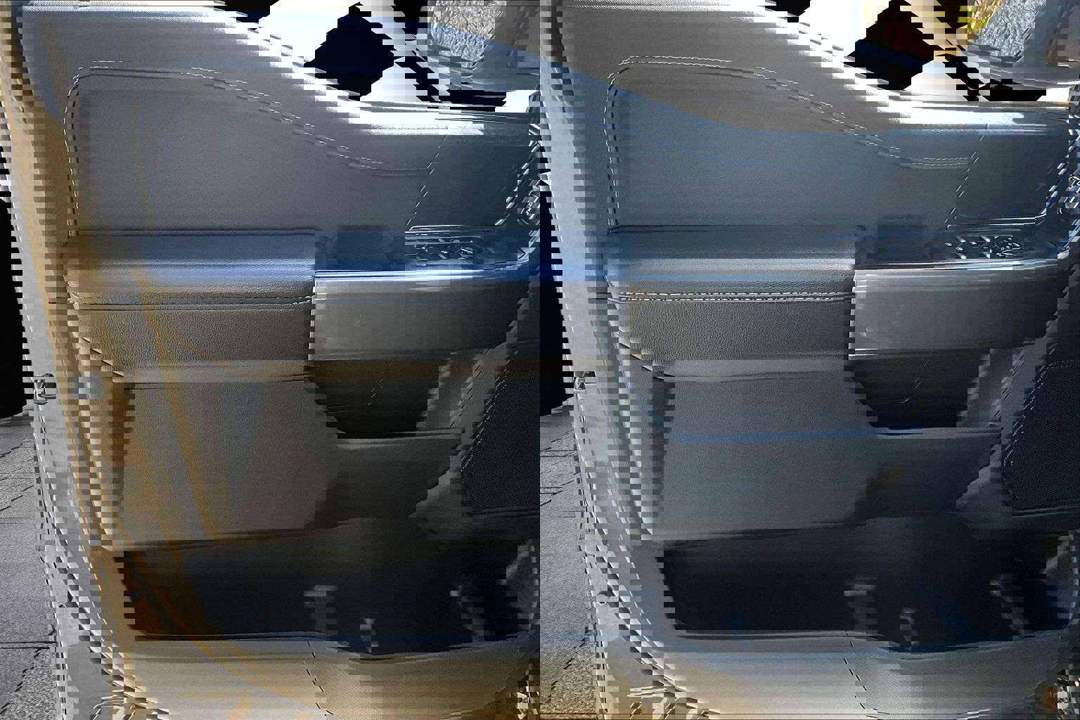 Used 2022 Ford F150 XLT w/ Equipment Group 302A High image 18