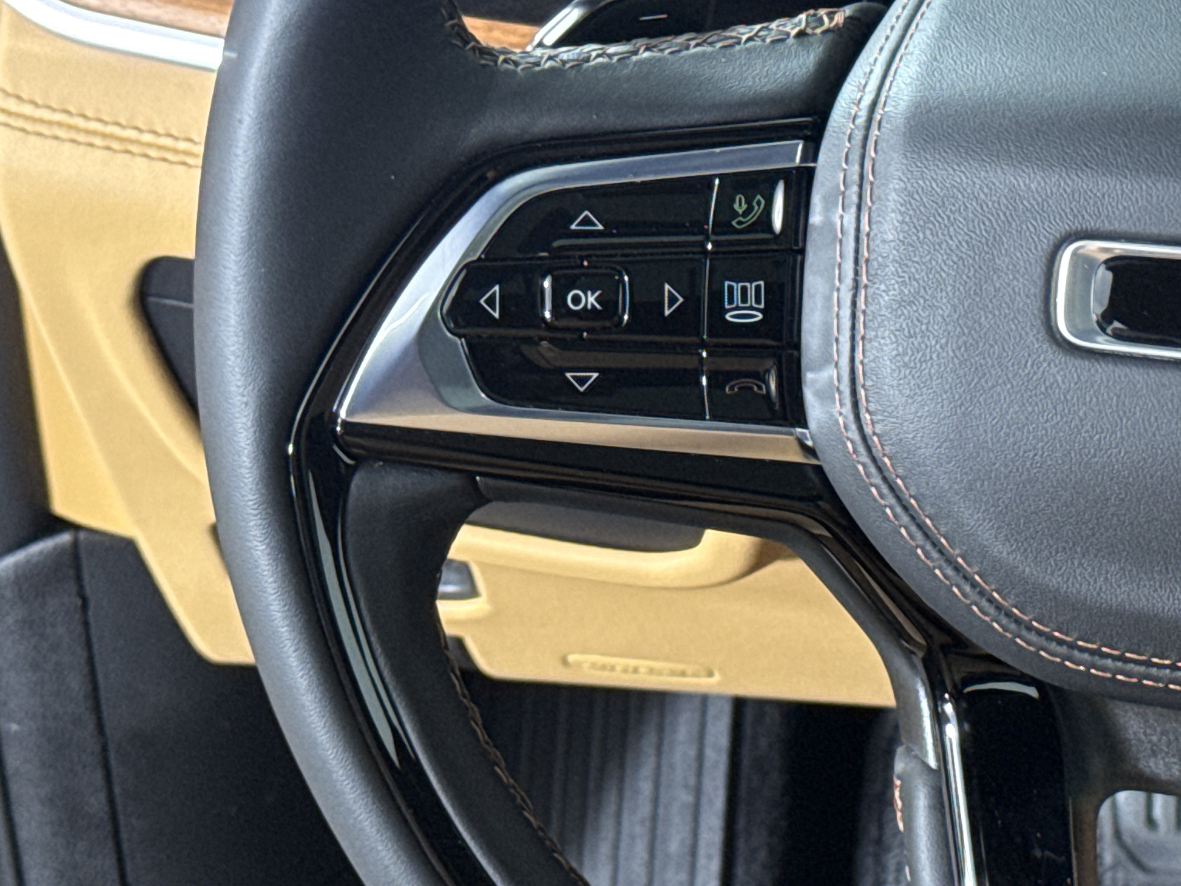 New 2027 Jeep Grand Cherokee Summit AWD/4WD image 18