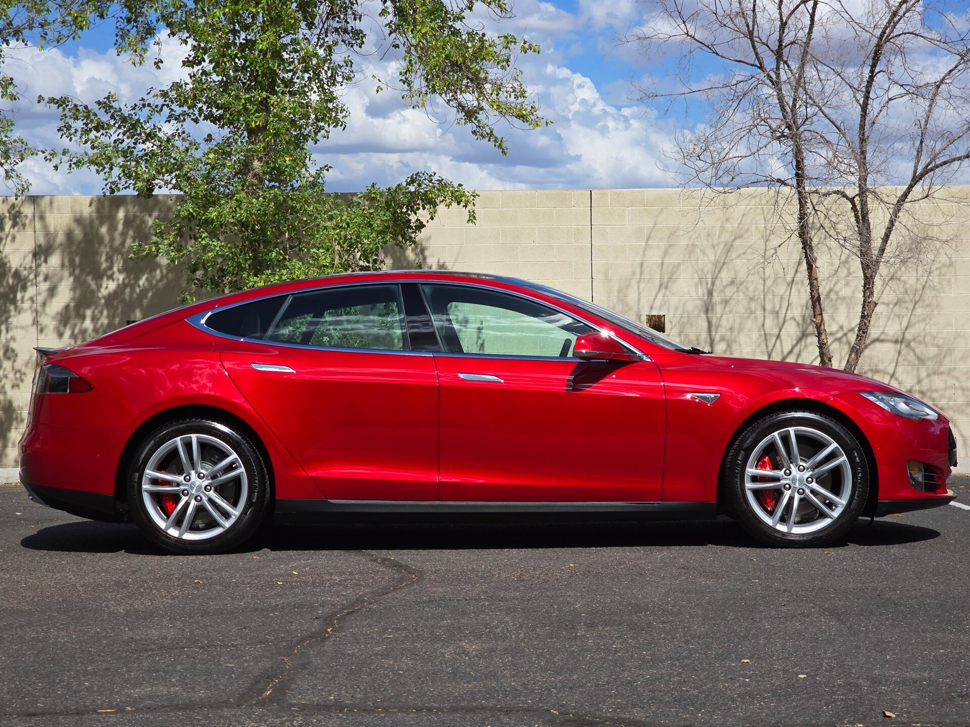 Used 2016 Tesla Model S P90D AWD/4WD image 11