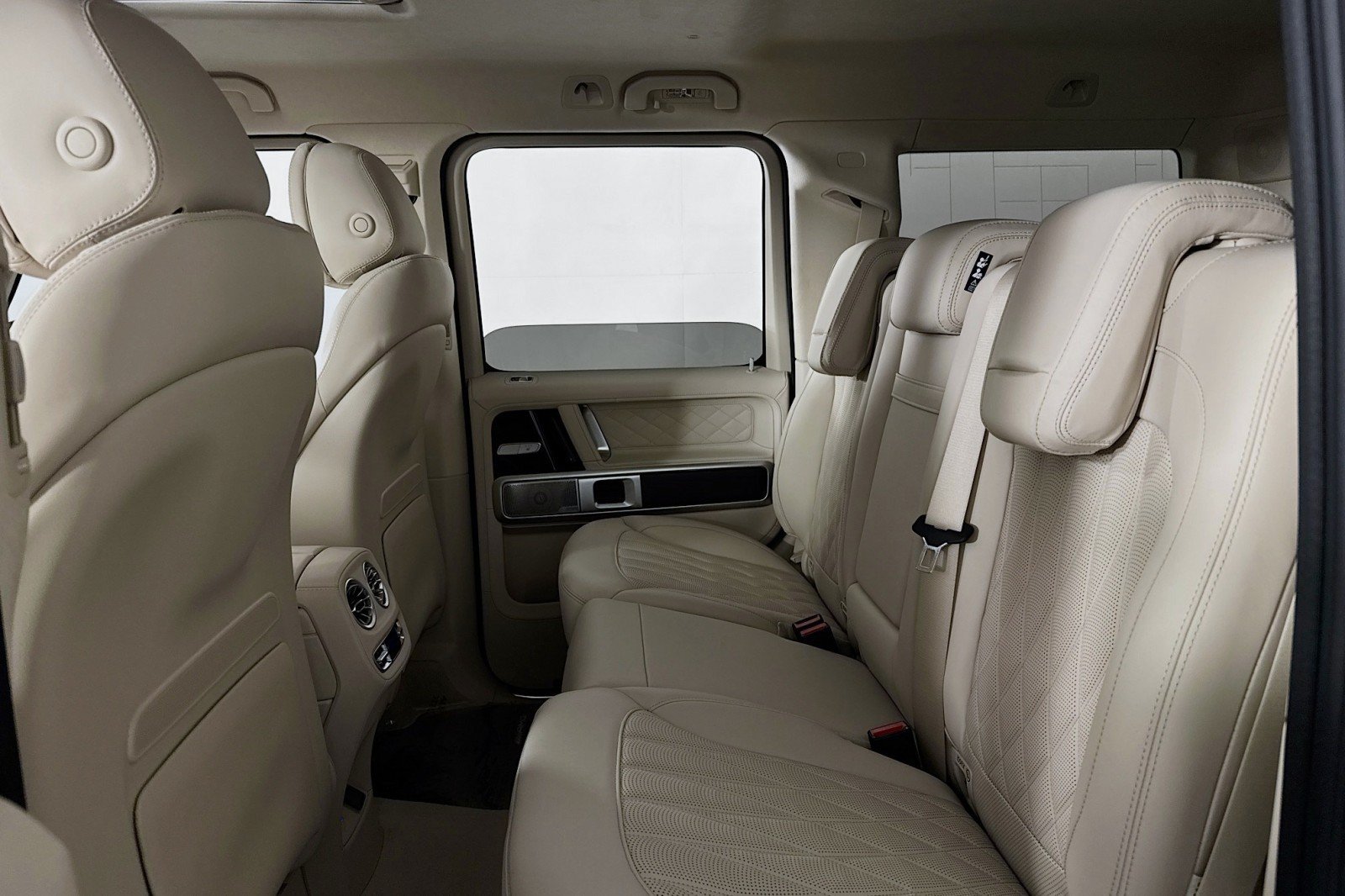 New 2026 Mercedes-Benz G 63 AMG 4MATIC image 7
