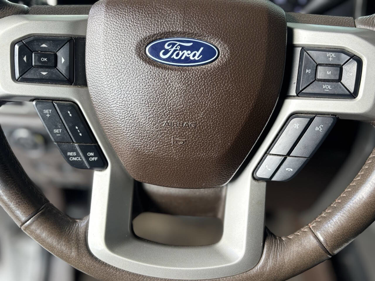 Used 2018 Ford F450 King Ranch w/ King Ranch Ultimate Package AWD/4WD image 16