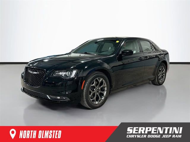 Used 2017 Chrysler 300 S image 1