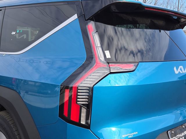 New 2026 Kia EV9 Wind image 8