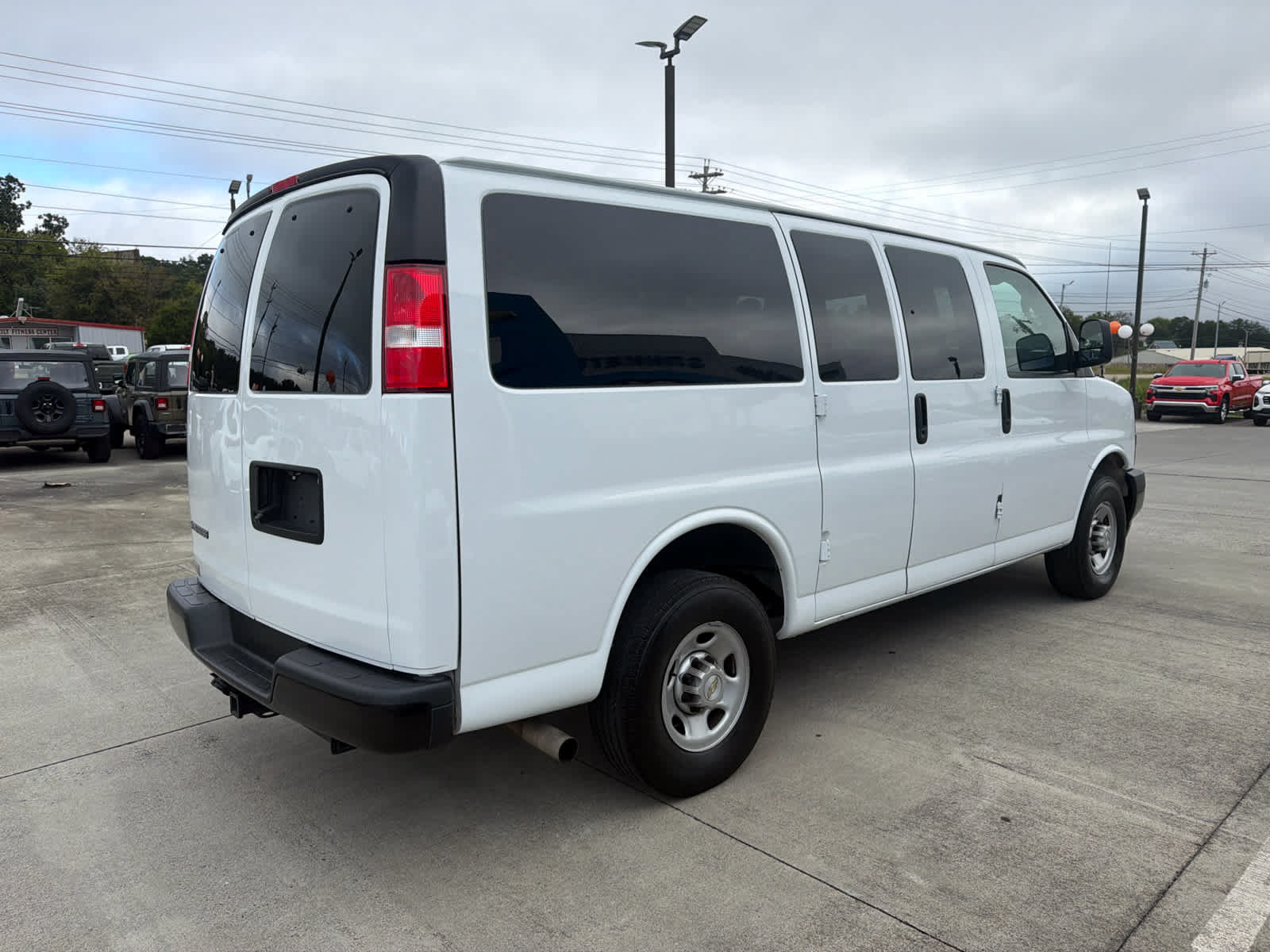 Used 2023 Chevrolet Express 3500 LS RWD image 6