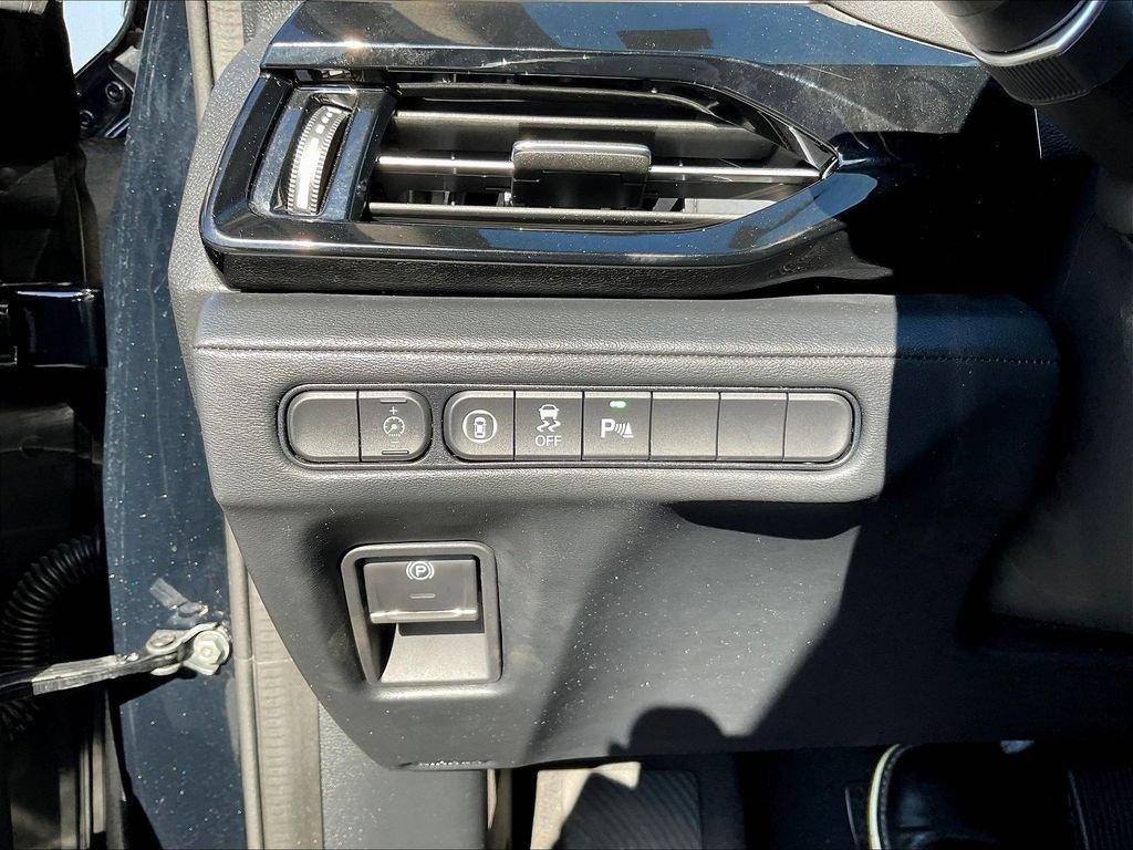 Used 2023 Acura MDX w/ Technology Package AWD/4WD image 17