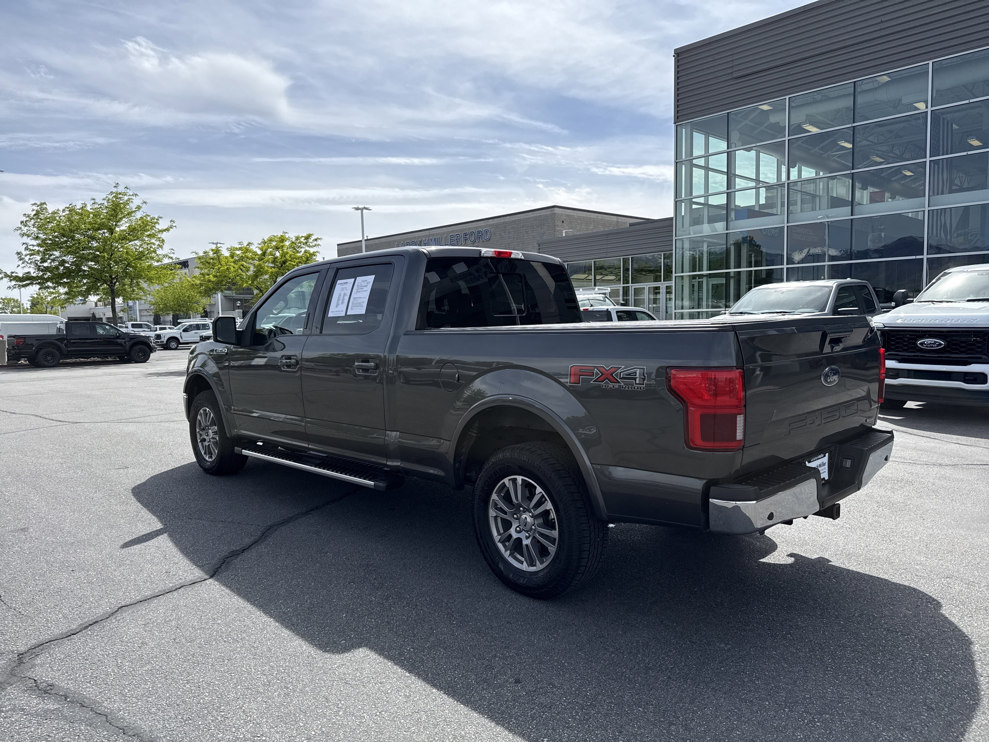 Used 2020 Ford F150 Lariat w/ Equipment Group 501A Mid image 3