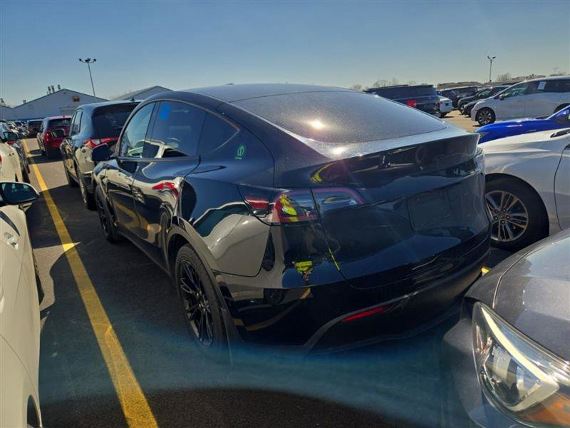 Used 2020 Tesla Model Y Long Range image 7
