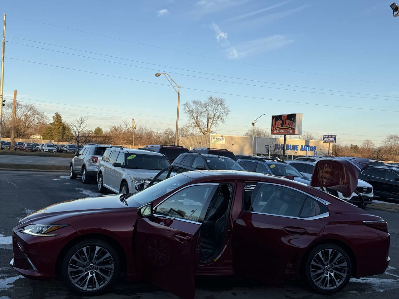 Used 2019 Lexus ES 350 w/ Premium Package FWD image 26
