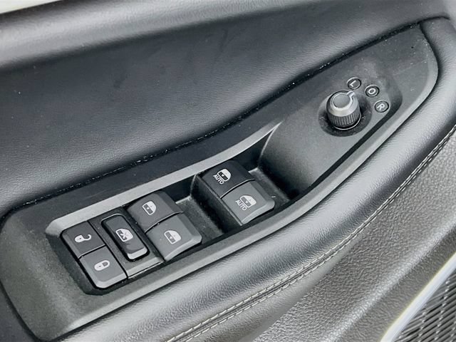 Used 2024 Jeep Grand Cherokee Limited 4xe AWD/4WD image 9