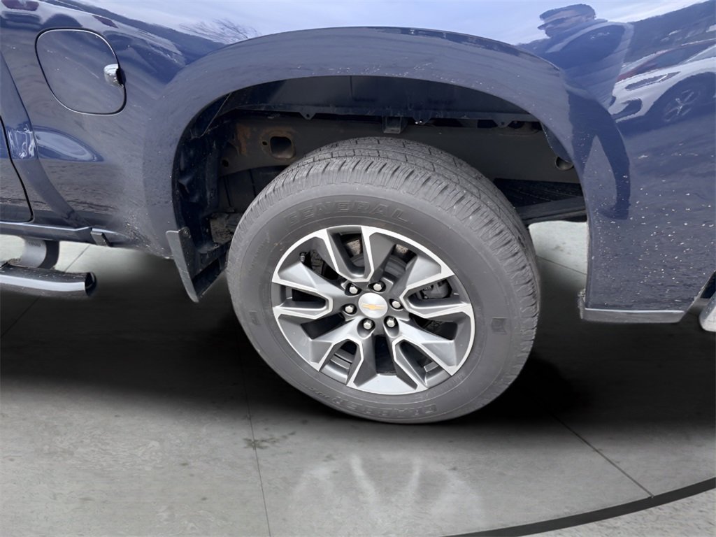 Used 2022 Chevrolet Silverado 1500 LT image 10