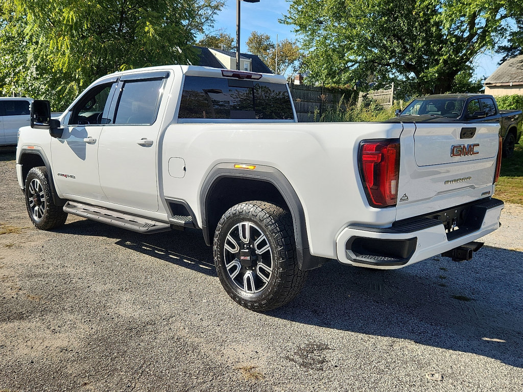 Used 2022 GMC Sierra 2500 AT4 w/ AT4 Premium Plus Package image 3