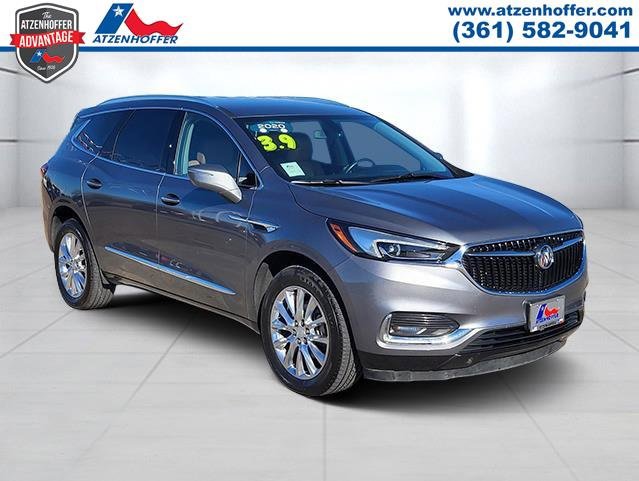 Used 2020 Buick Enclave Essence w/ Sound and Sites Package image 1