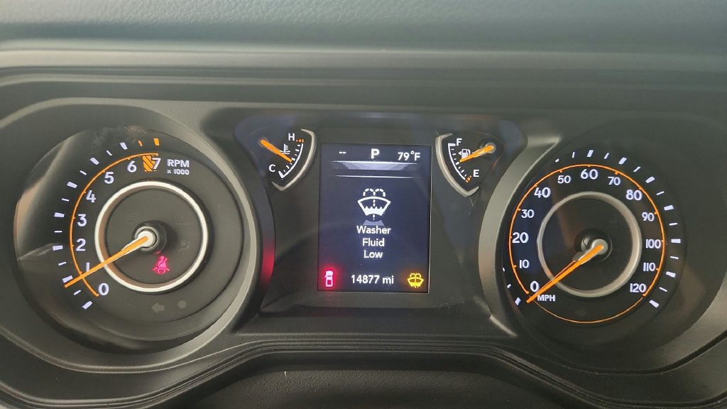 Used 2025 Jeep Gladiator Sport AWD/4WD image 17