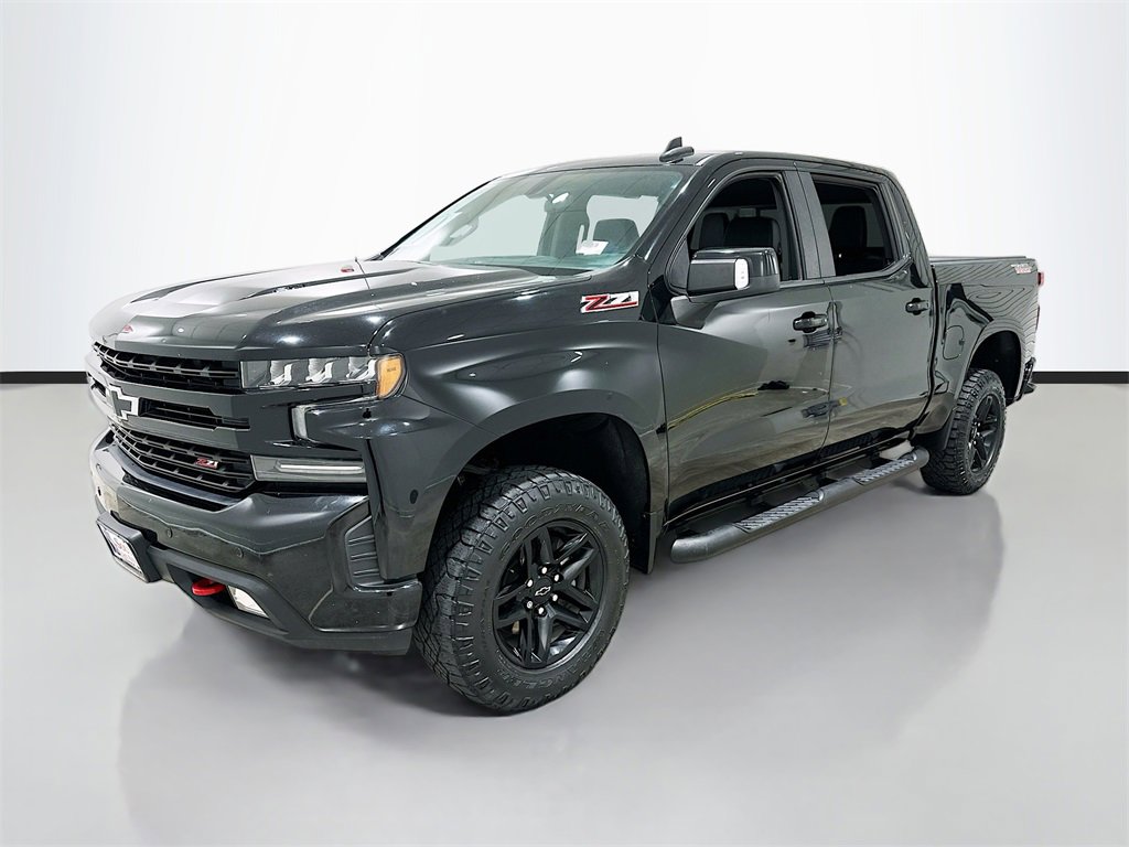 Used 2021 Chevrolet Silverado 1500 LT Trail Boss w/ Convenience Package II image 3
