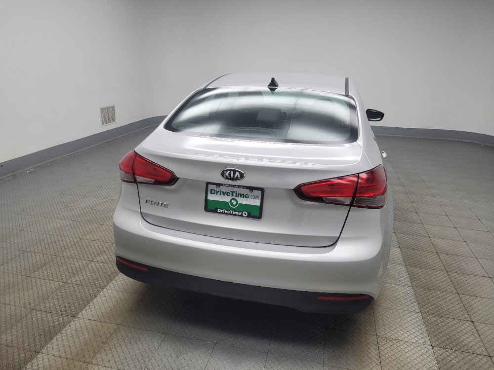 Used 2017 Kia Forte LX w/ LX Popular Package image 7