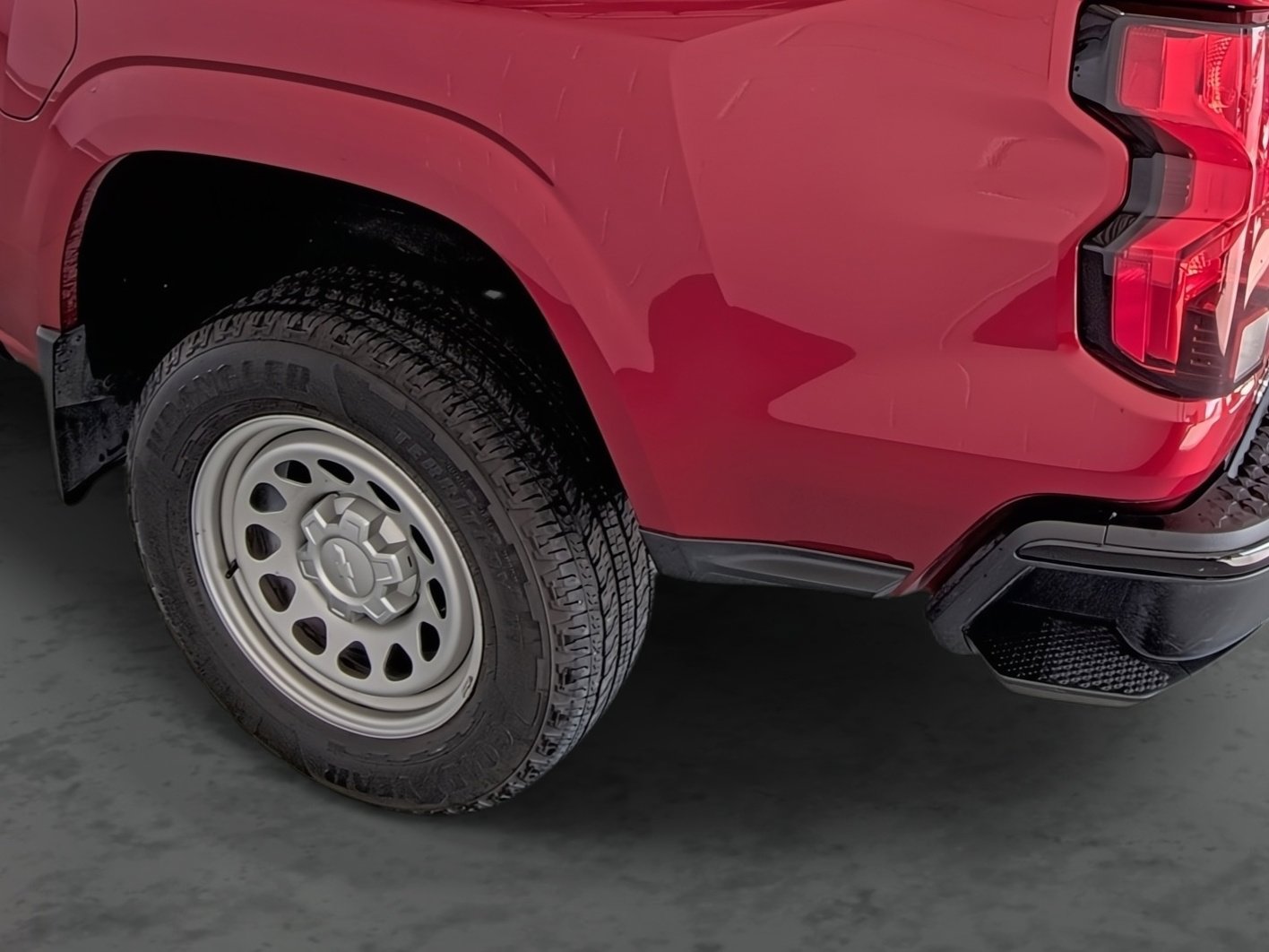 Used 2023 Chevrolet Colorado W/T w/ WT Convenience Package II image 9