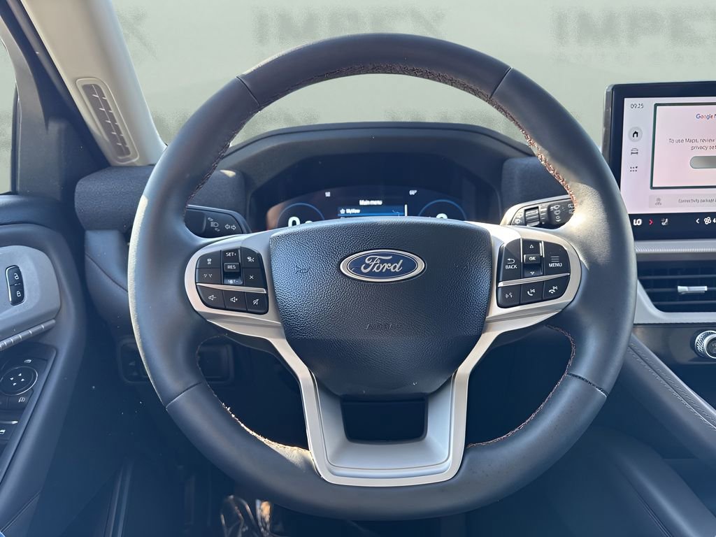 Used 2026 Ford Explorer Active w/ Active Comfort Package image 14