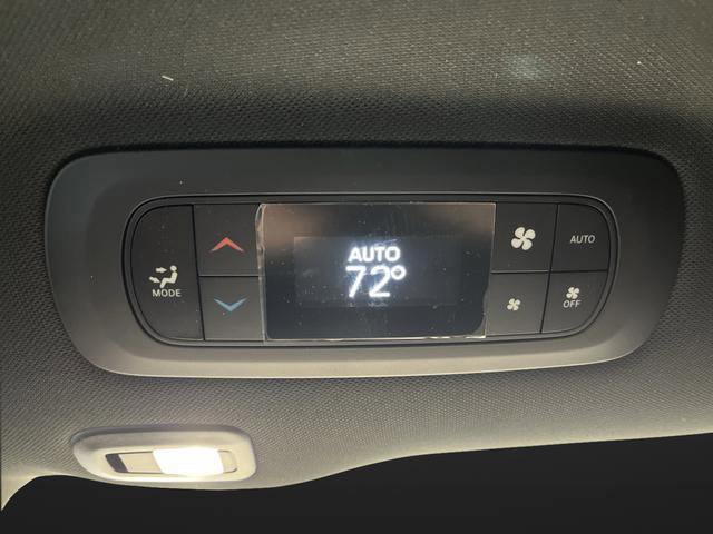 New 2026 Chrysler Pacifica Select image 33