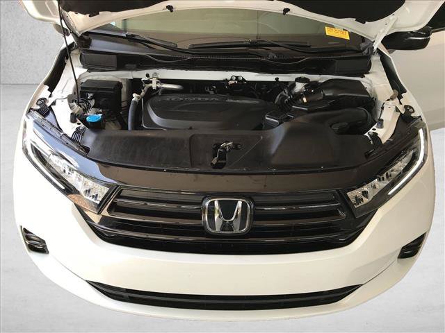 Certified 2024 Honda Odyssey Sport image 18