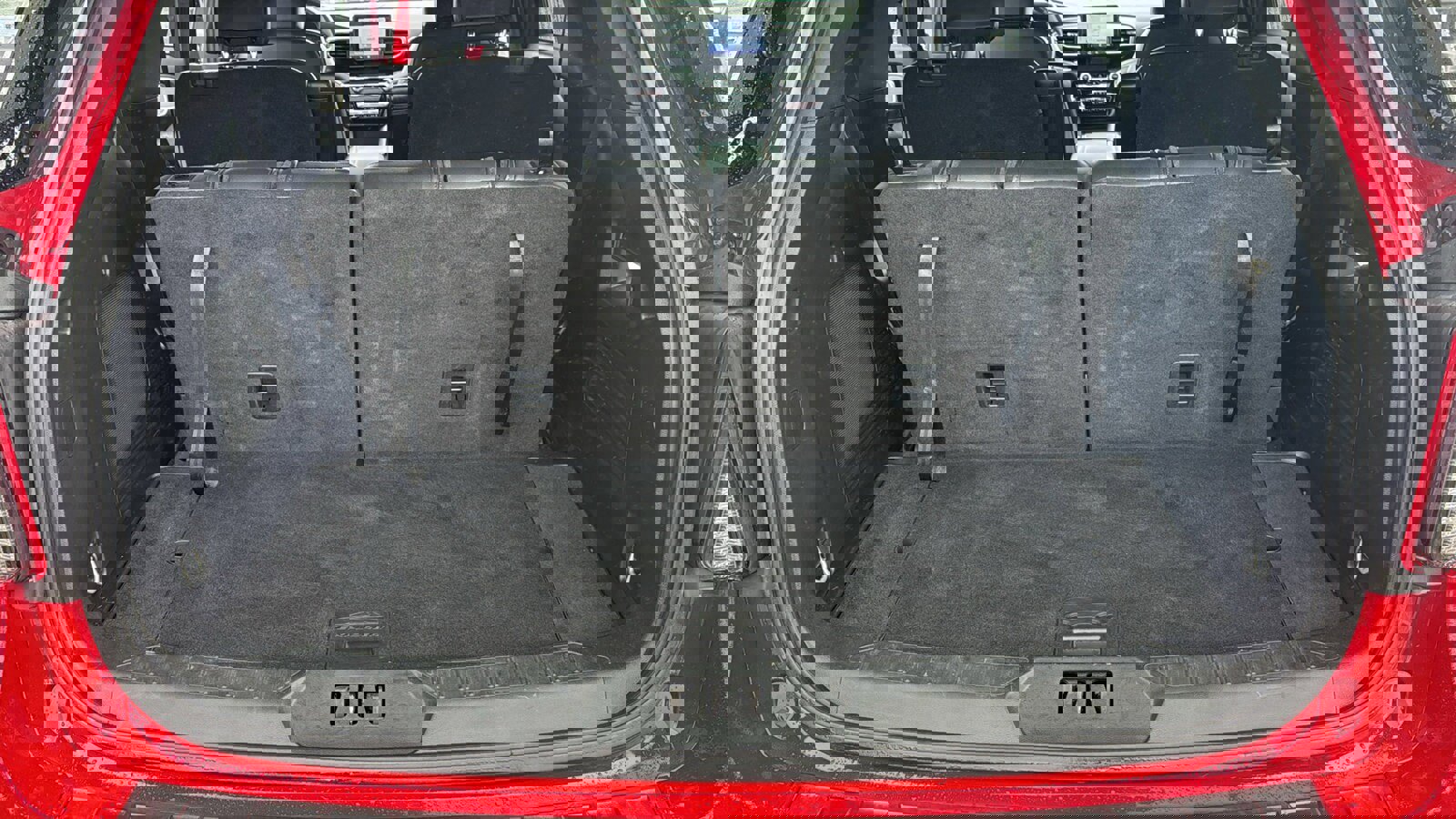 Used 2023 Ford Explorer ST-Line w/ Class IV Trailer Tow Package image 23