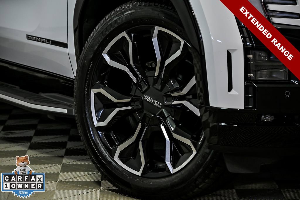 Used 2025 GMC Sierra EV Denali AWD/4WD image 3