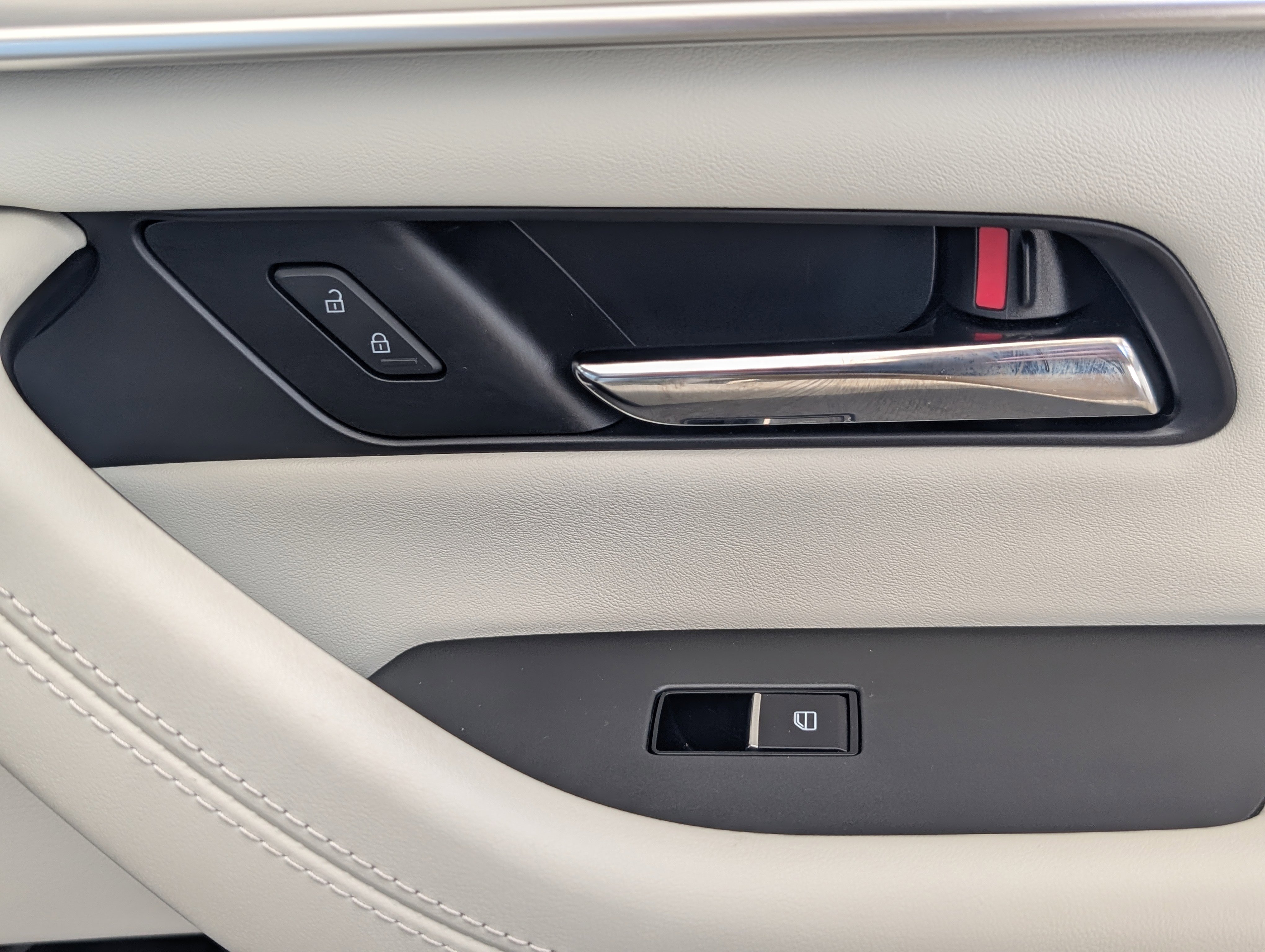 Used 2025 MAZDA CX-90 Plug-In Hybrid w/ Premium Plus image 22