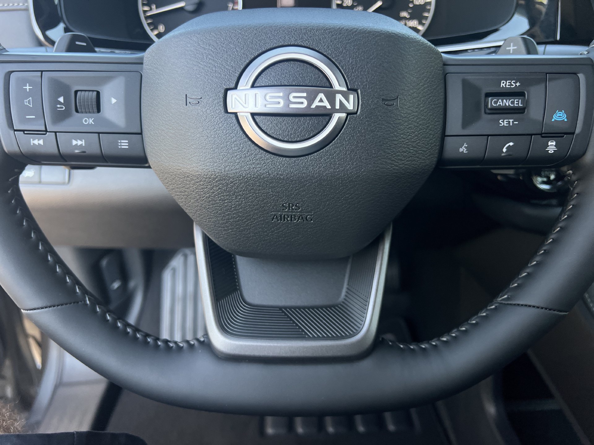 New 2026 Nissan Pathfinder SV FWD image 9