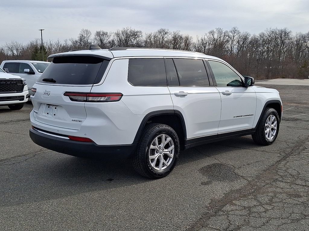 Used 2022 Jeep Grand Cherokee L Limited image 9