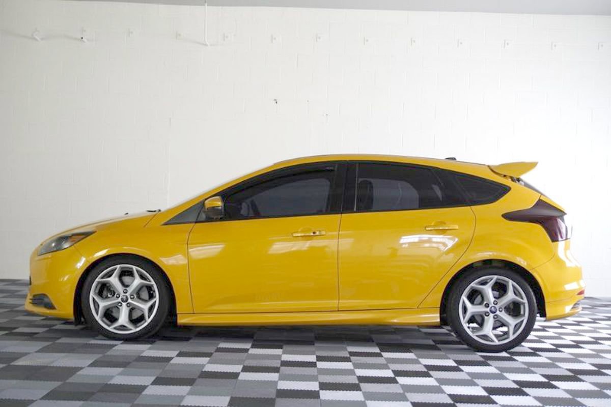 Used 2013 Ford Focus ST image 2