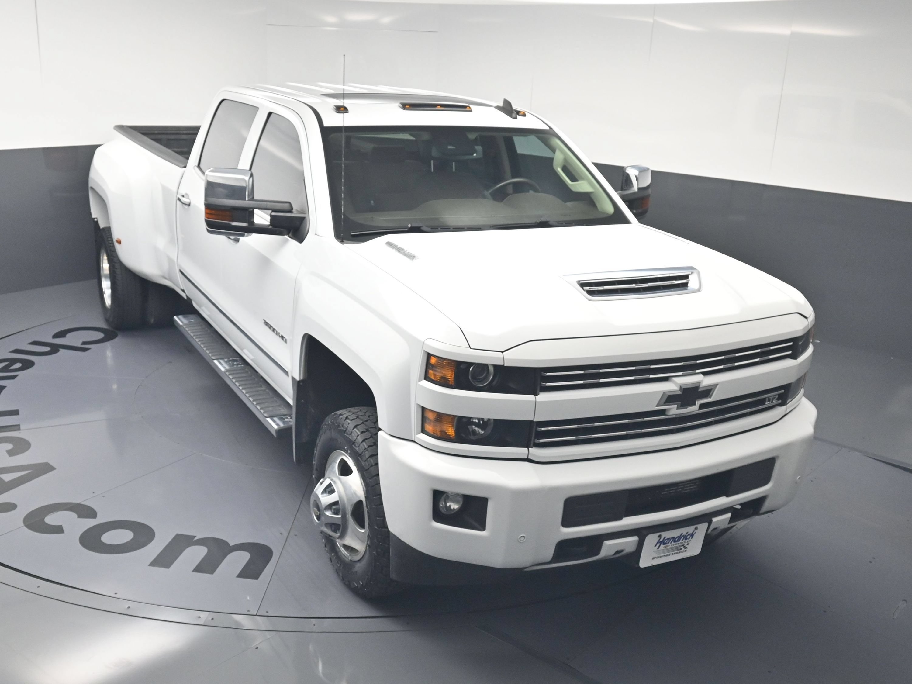 Used 2018 Chevrolet Silverado 3500 LTZ w/ Duramax Plus Package AWD/4WD image 33