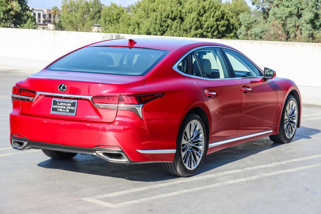 Used 2020 Lexus LS 500 w/ Accessory Package (Z1) RWD image 4
