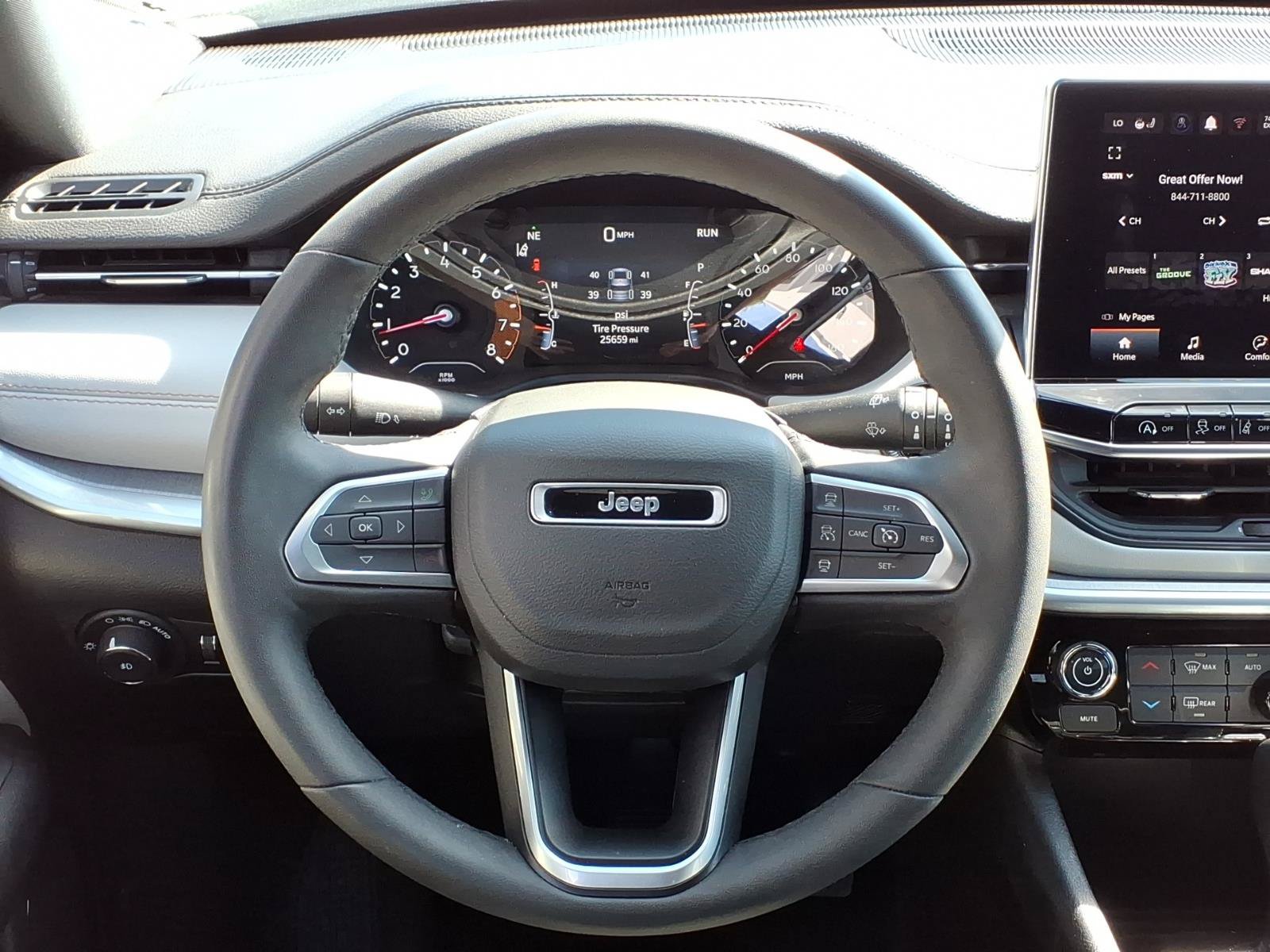 Used 2025 Jeep Compass Limited AWD/4WD image 24
