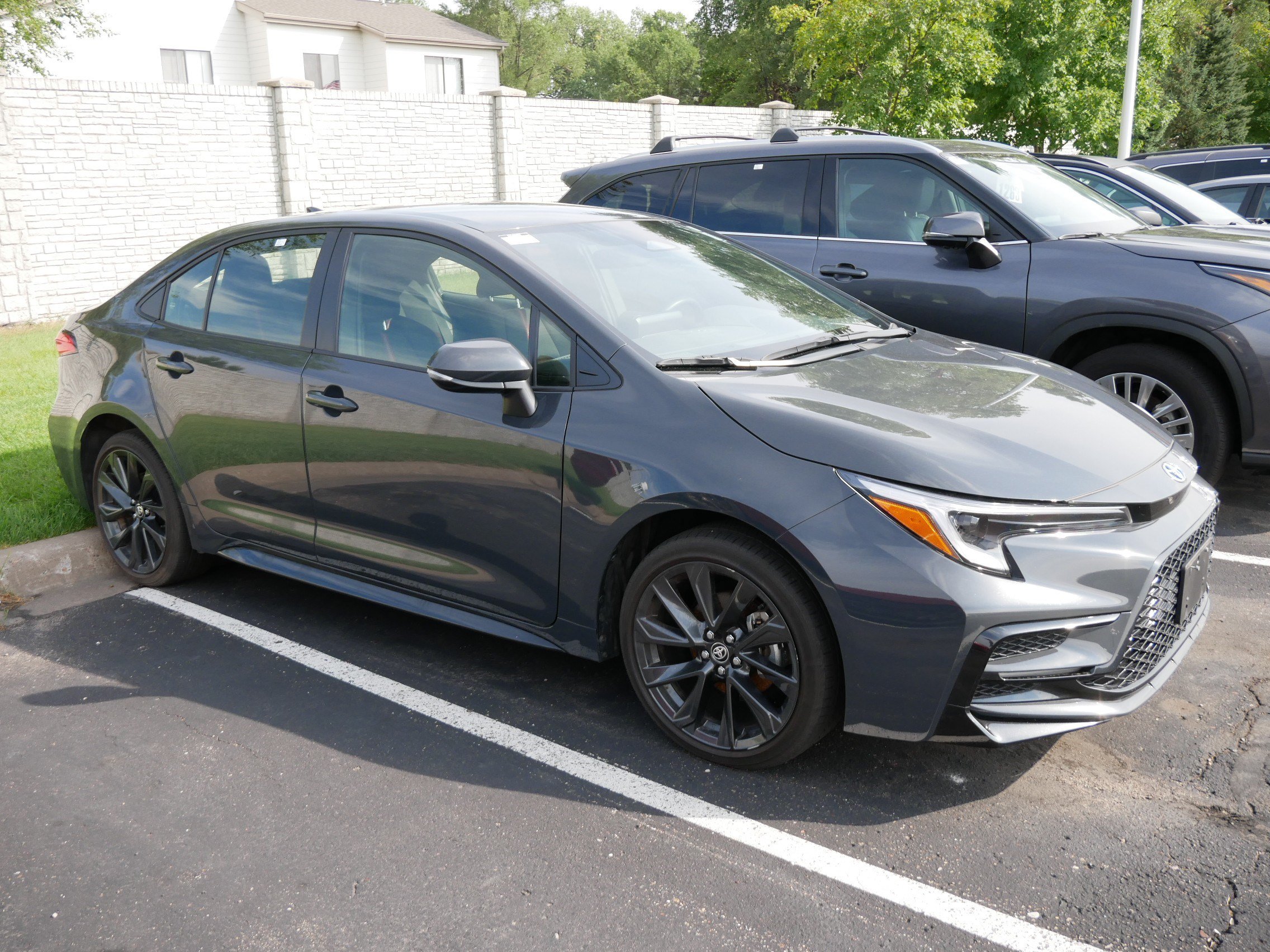 Certified 2023 Toyota Corolla SE w/ Carpet Mat Package (TMS) FWD image 5