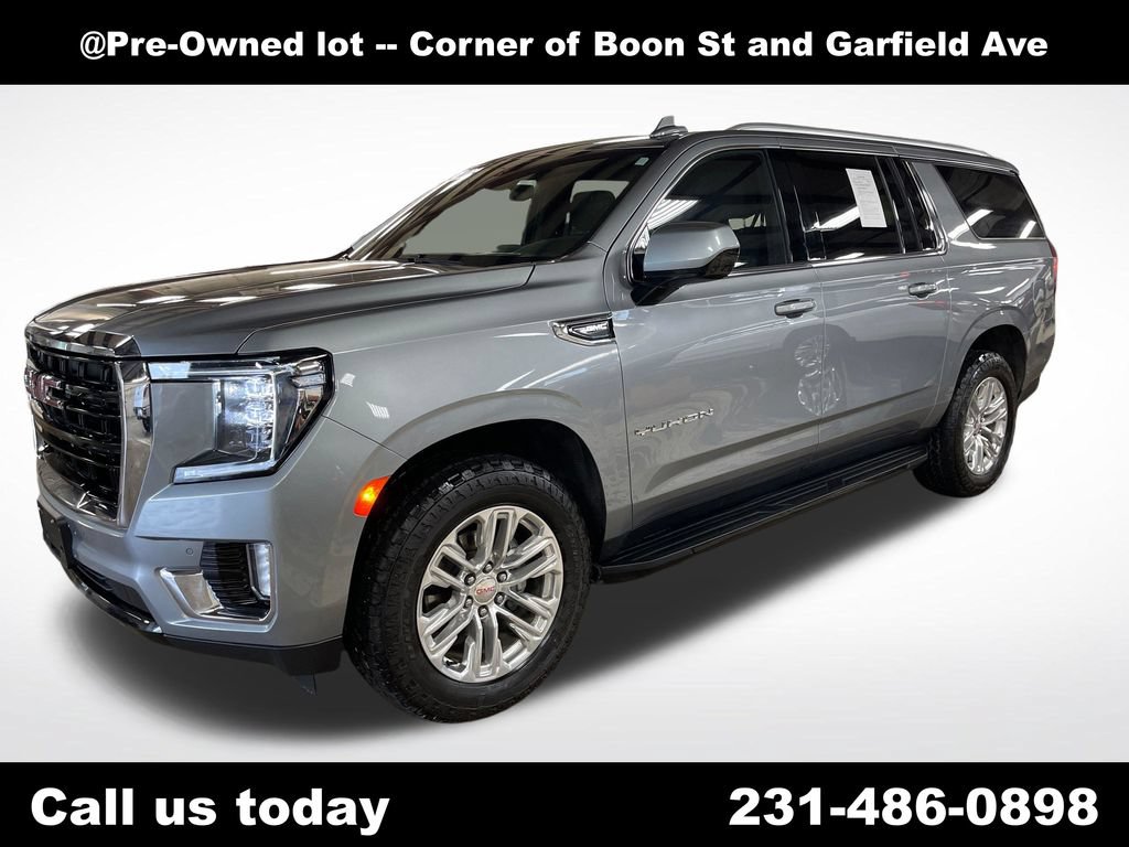 Used 2023 GMC Yukon XL SLE w/ Gmc Pro Safety Plus Package AWD/4WD image 1